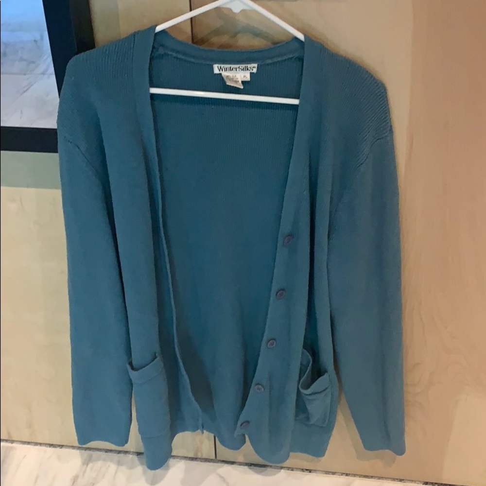 Sweater/cardigan